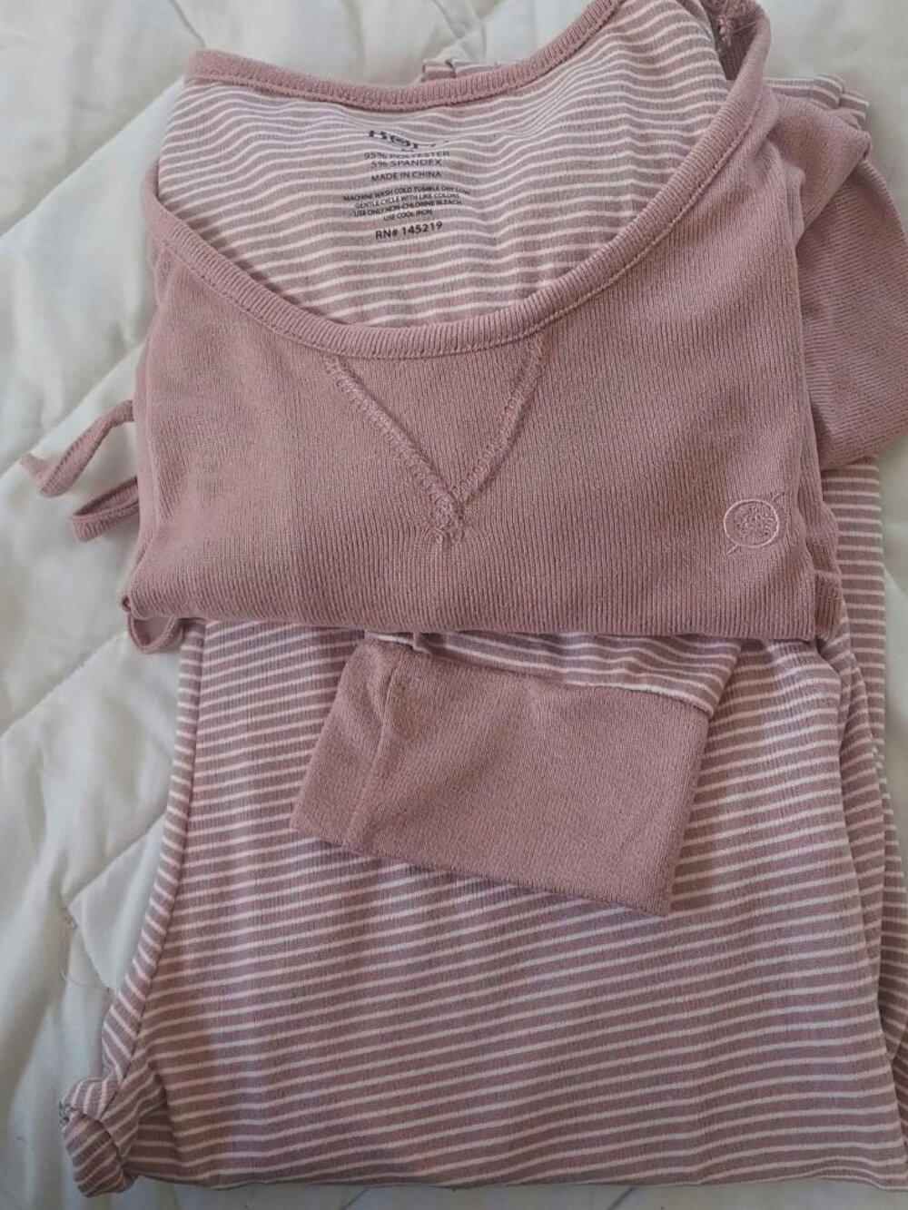 Pajamas - Women's size M - NWT -long sleeve -Machine washable -soft -Pink, mauve